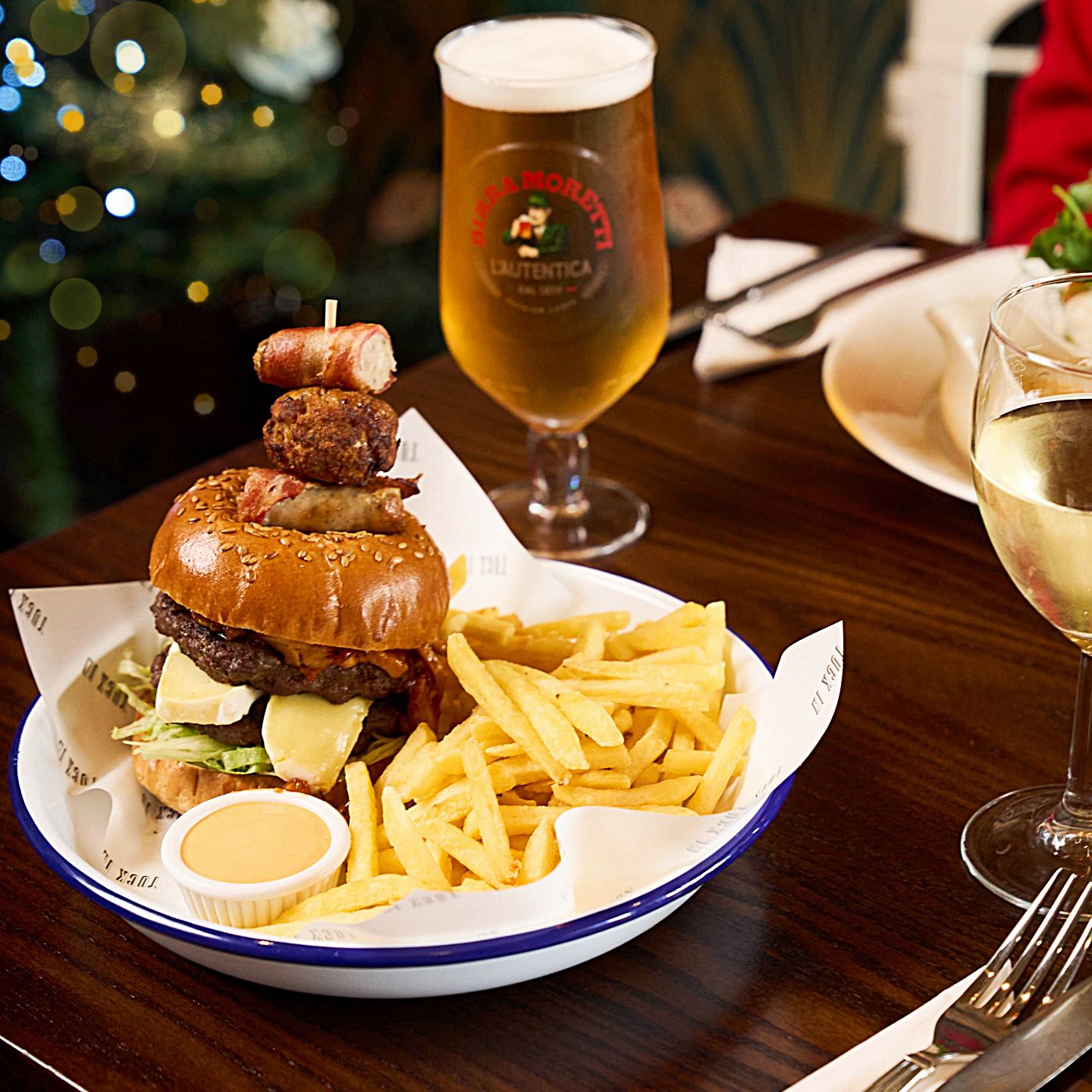 Festive Lunch & Dinner at The Lewis Arms Hotel in Cardiff